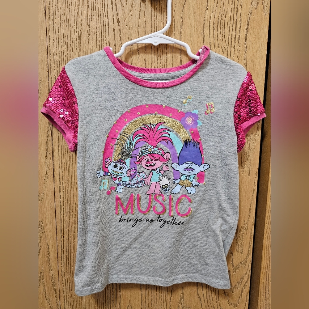 Kids Size 5, Jumping Beans, Trolls Tee Shirt